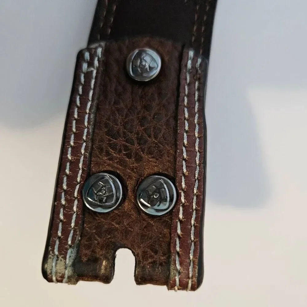 Ariat brown leather no buckle belt, brown, western. 34.